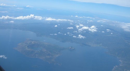 Luftbild - Blick auf den Taal-See mit Vulkaninsel