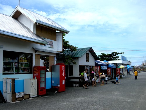 Läden am Flughafen Kalibo