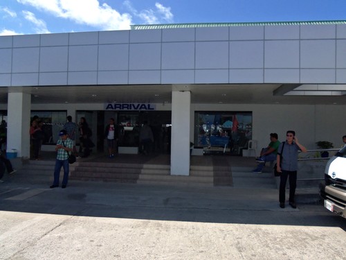 Blick auf die Ankunfszone  - Flughafen Kalibo