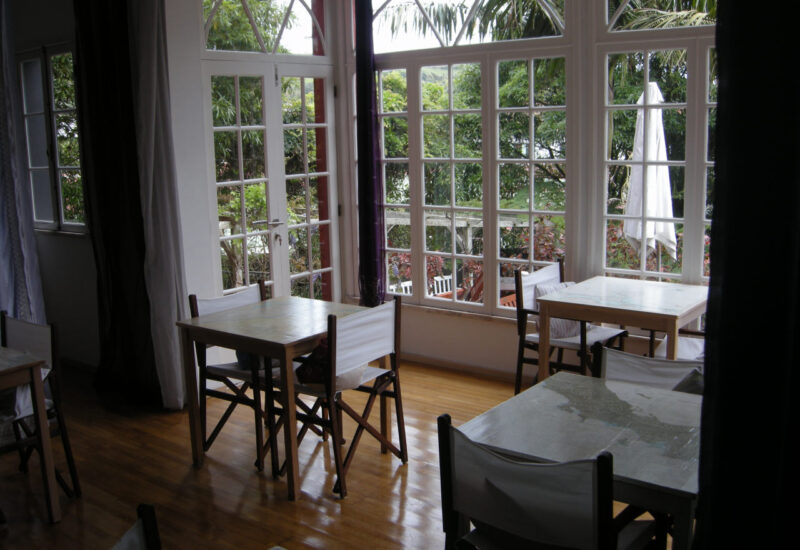 Frühstücksraum mit Blick in den Garten, Hotel do Atlantico, Horta