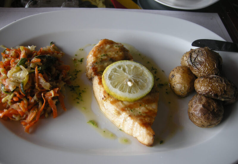 ausgezeichneteter Fisch-Lunch in Horta