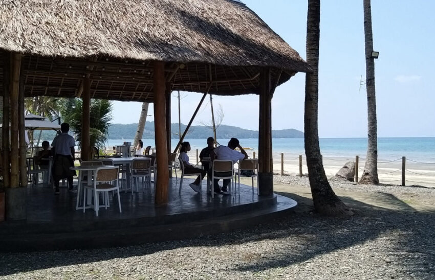 USWAG Beach Resort Dumatad - Café Restaurant
